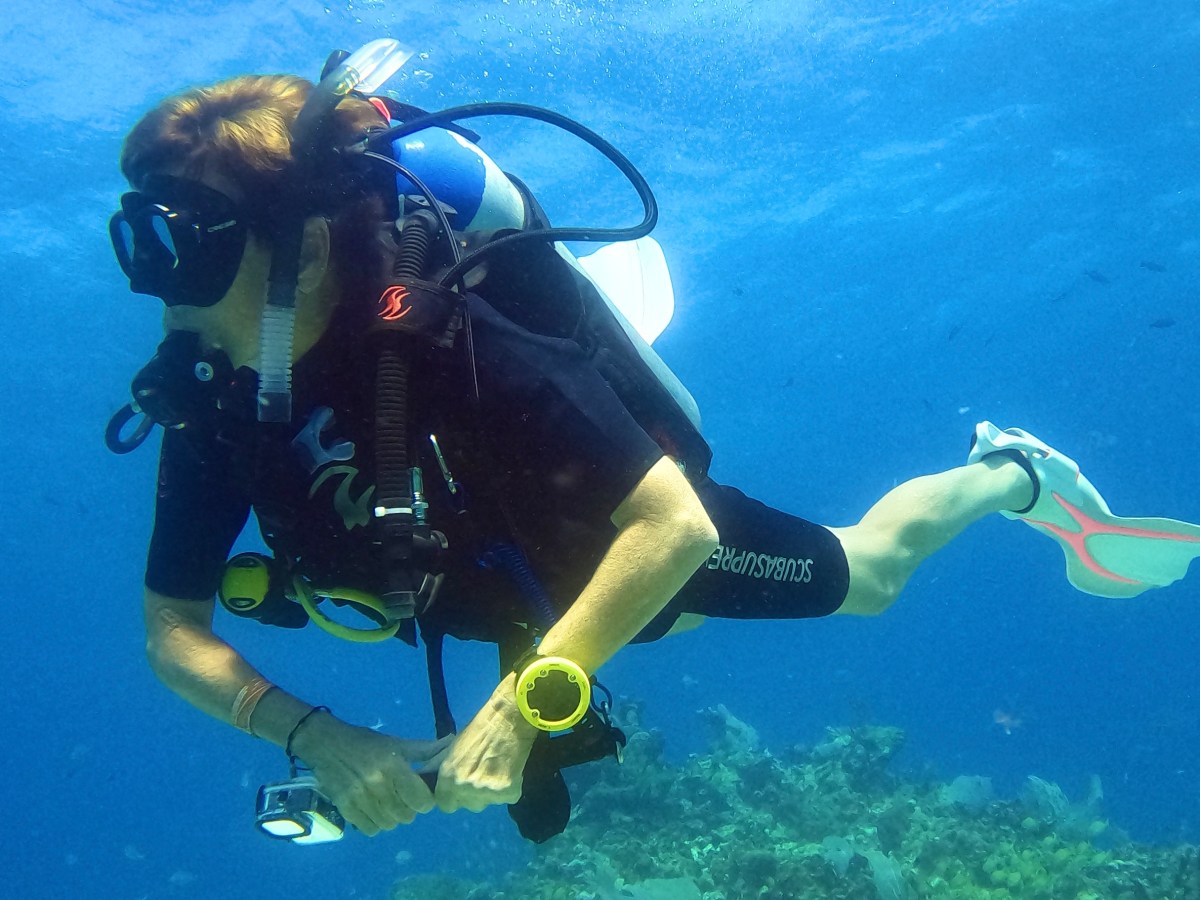 15 Best Practice Tips to Become a Confident Senior Scuba&nbsp;Diver
